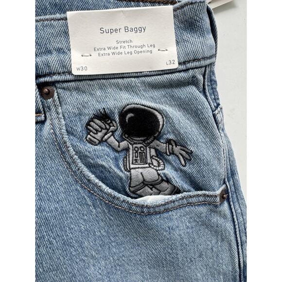 Hollister Light Wash Astronaut Graphic Super Baggy Jeans 30x32 - Picture 1 of 5